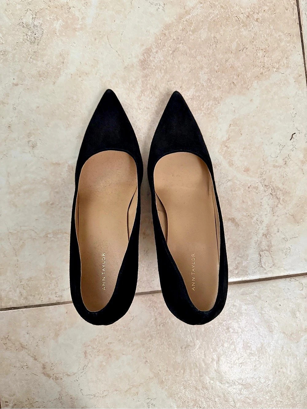 Ann Taylor Black Suede Pointed Toe Heels Pumps